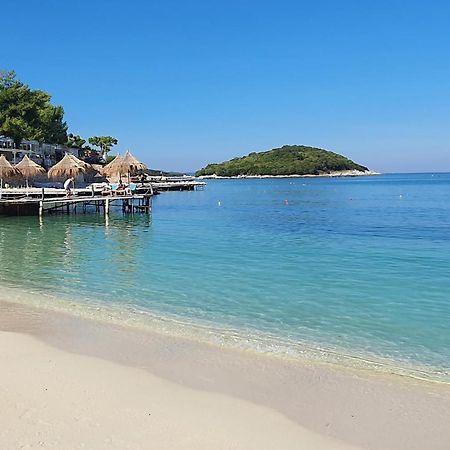Villa Smeralda Sarandë Exteriör bild