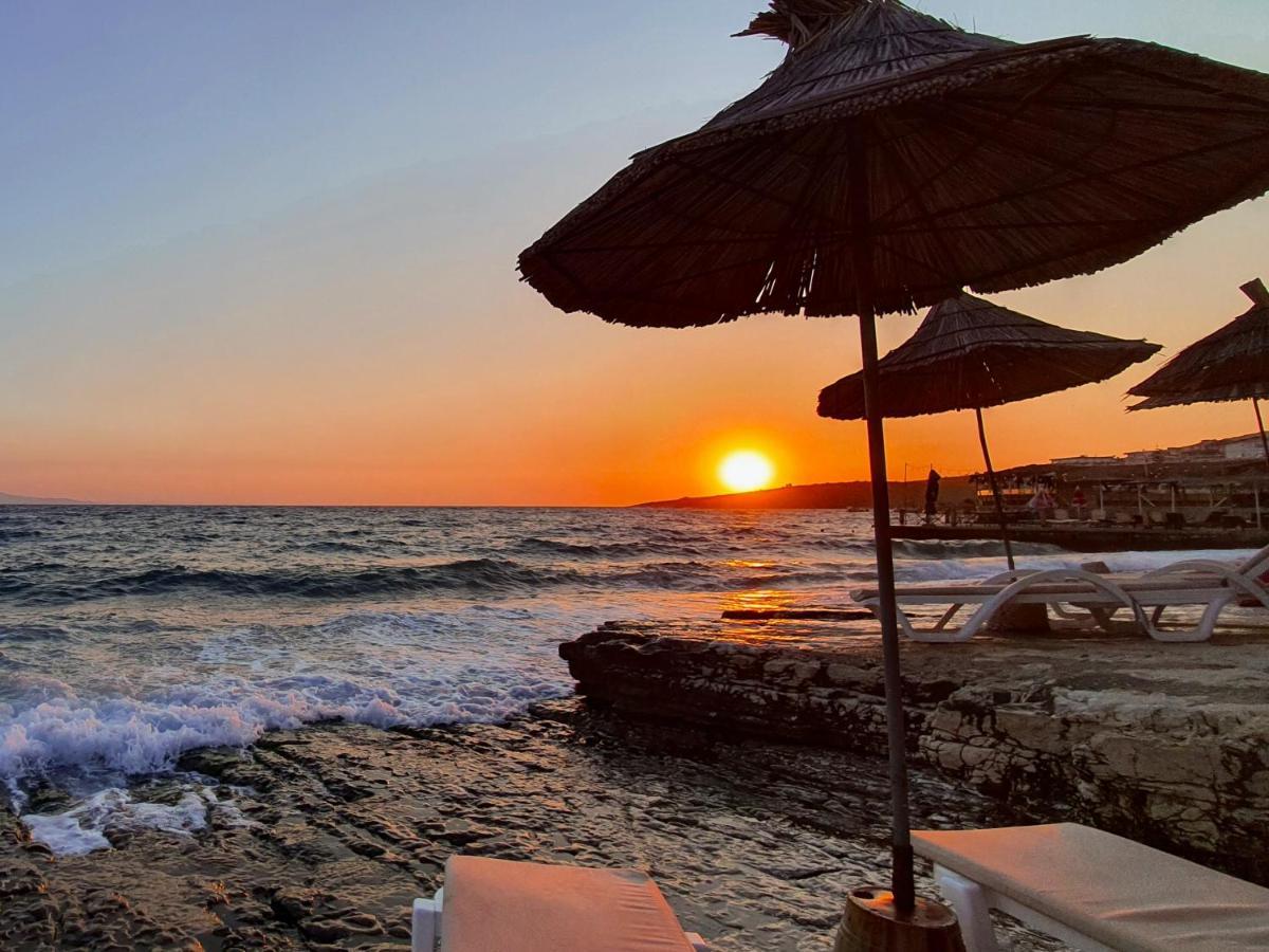 Villa Smeralda Sarandë Exteriör bild