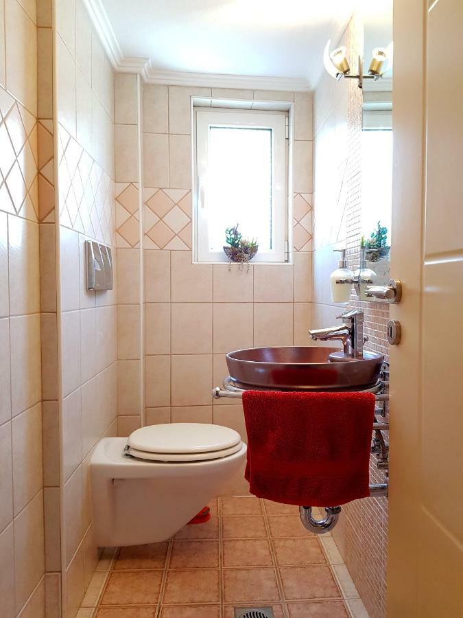 Villa Smeralda Sarandë Exteriör bild